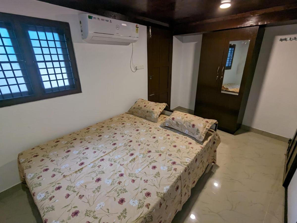 Budget Home Kochi Ngoại thất bức ảnh