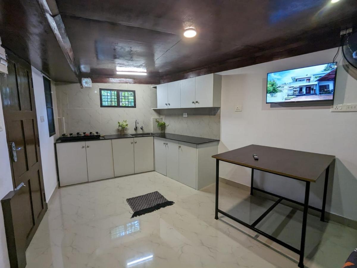 Budget Home Kochi Ngoại thất bức ảnh