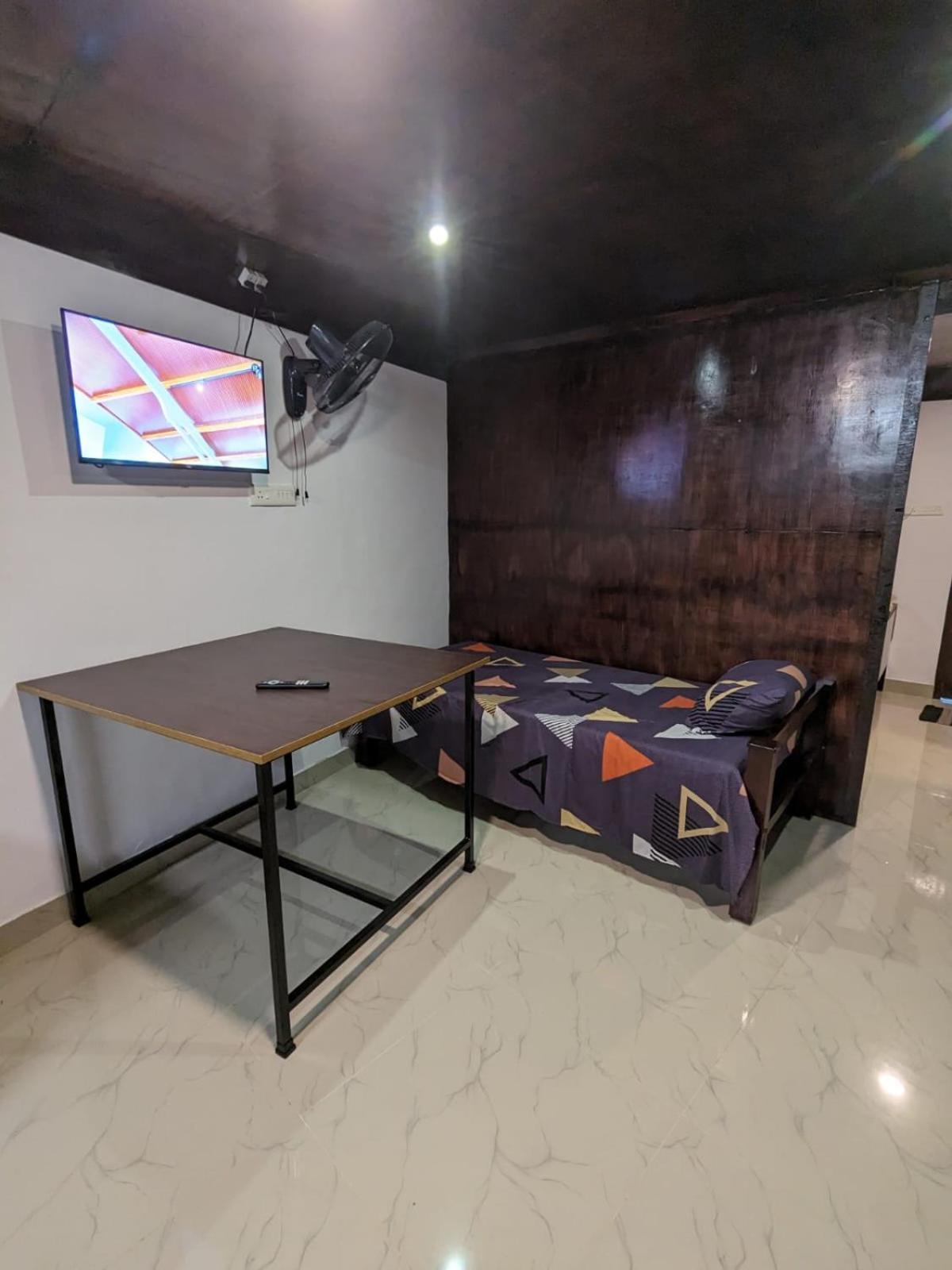 Budget Home Kochi Ngoại thất bức ảnh